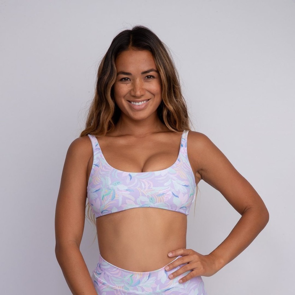 NWOT Skatie 'Mya' bikini top size XS, Mariposa
